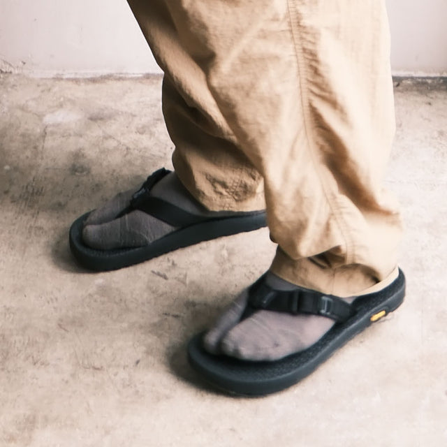 BEDROCK SANDALS "Rockhound Sandals"