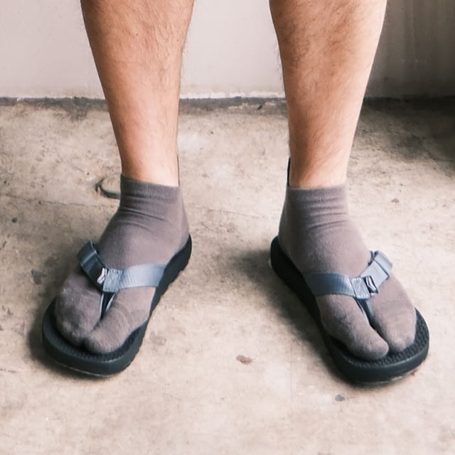 BEDROCK SANDALS "Rockhound Sandals"