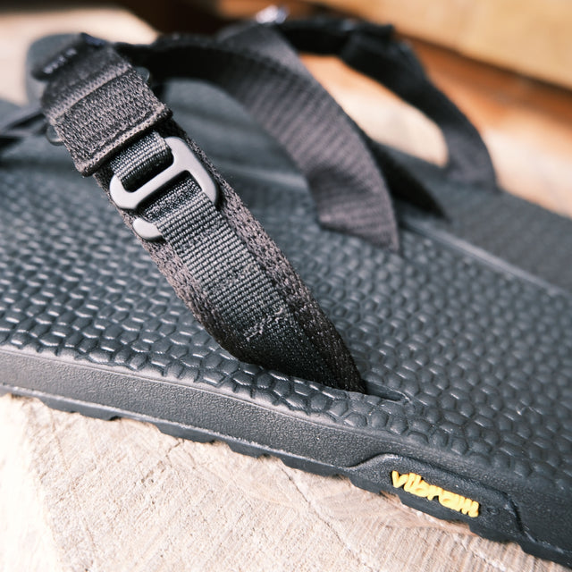 BEDROCK SANDALS "Rockhound Sandals"
