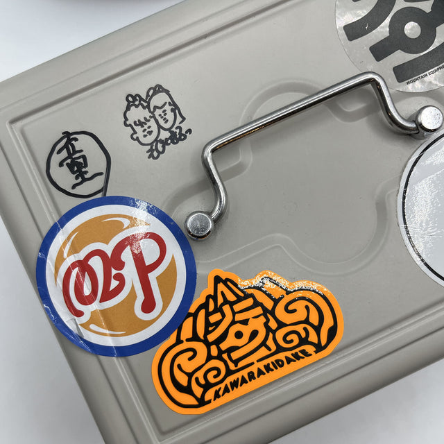 KAWARAKIDAKE "オレンジのステッカー"