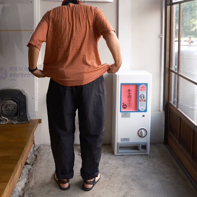迷迭香 "NYLON HARVEST LOOSE TROUSERS" -kawaraki edition- [送料250円]