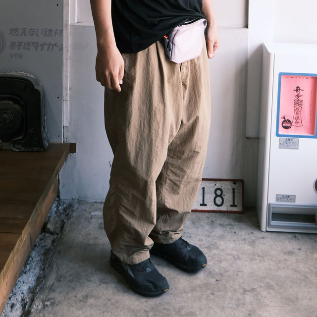 KAWARAKIDAKE × ROKX "1-TUCK WIDE PANTS"  [送料250円]