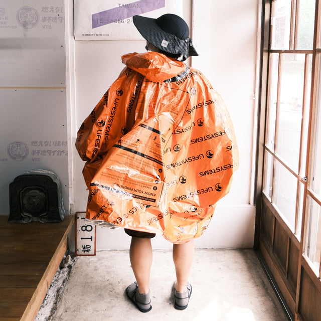 pon-sa WALKING GEAR -veːk°- "brim visor"