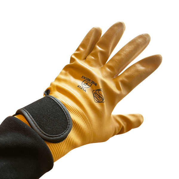 こみたけLv.5 GLOVES – 瓦奇岳
